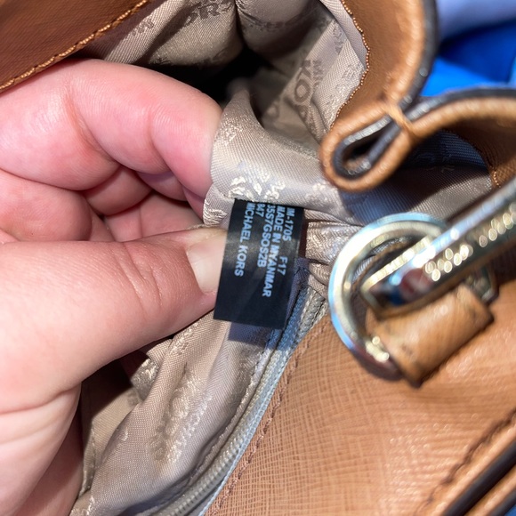 Michael Kors satchel***read description*** - Picture 6 of 6